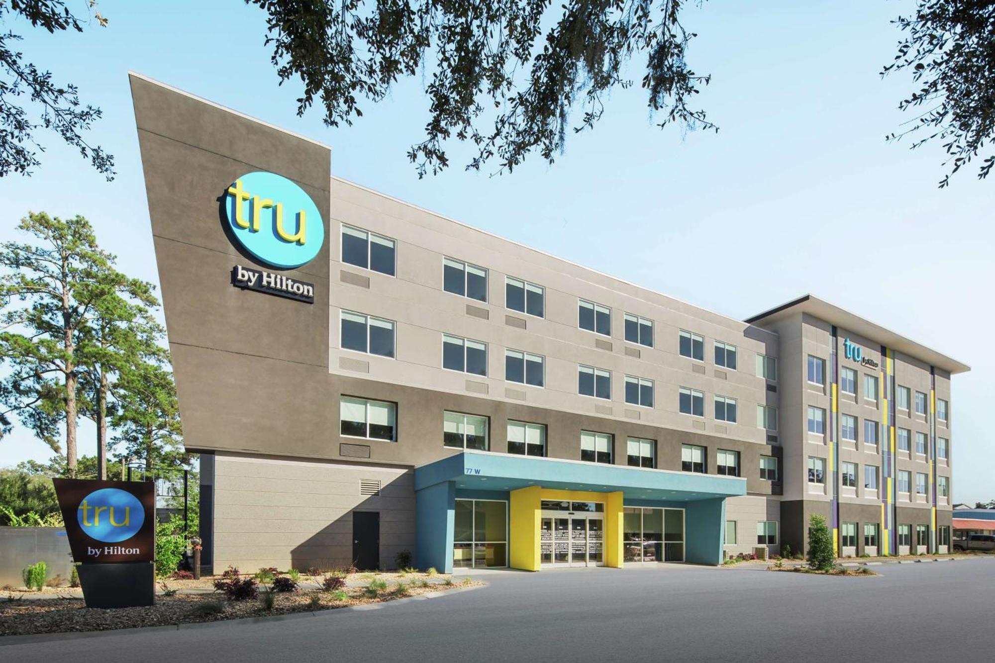 Tru By Hilton Savannah Midtown Ga Exterior foto